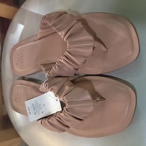 a new day thong sandals